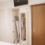 Niotis House - Elegance & Comfort In The شقة