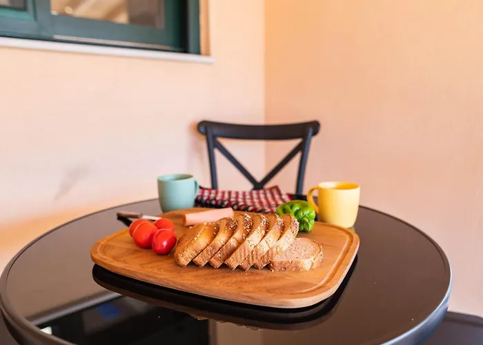 Niotis House - Elegance & Comfort In The