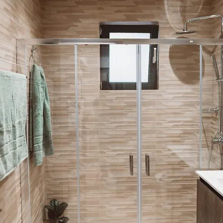 Niotis House - Elegance & Comfort In The *