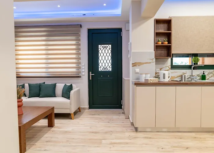 Апартаменты Niotis House - Elegance & Comfort In The